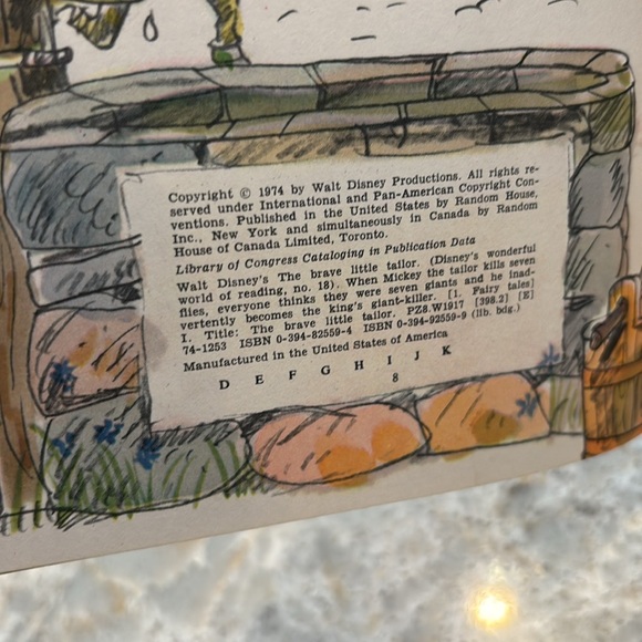 Walt Disney’s: The Brave Little Tailor children’s reading book - Picture 7 of 8